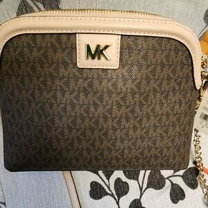 Michael Kors Crossbody Bag.